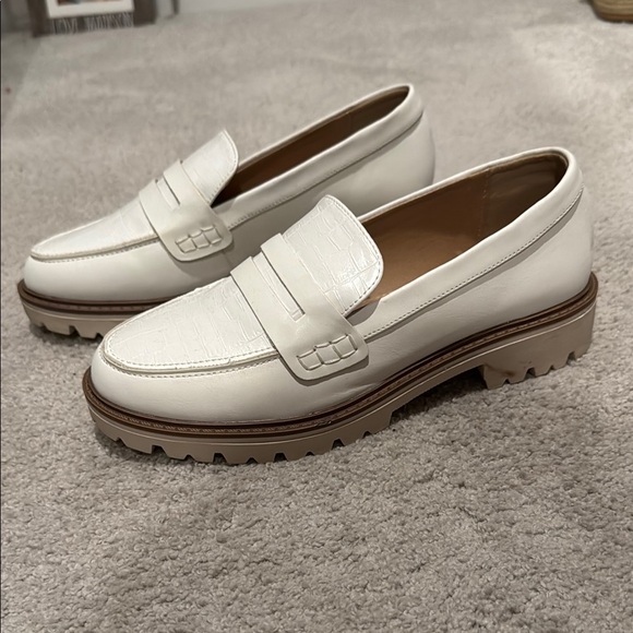 White Croc-Embossed Loafers - Picture 2 of 5